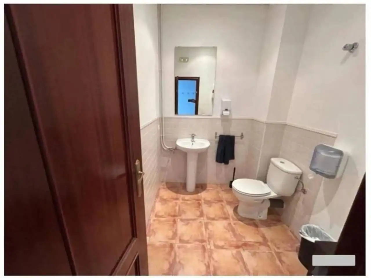 Local comercial en venda a Calle Humanistas, 11, imagen 5
