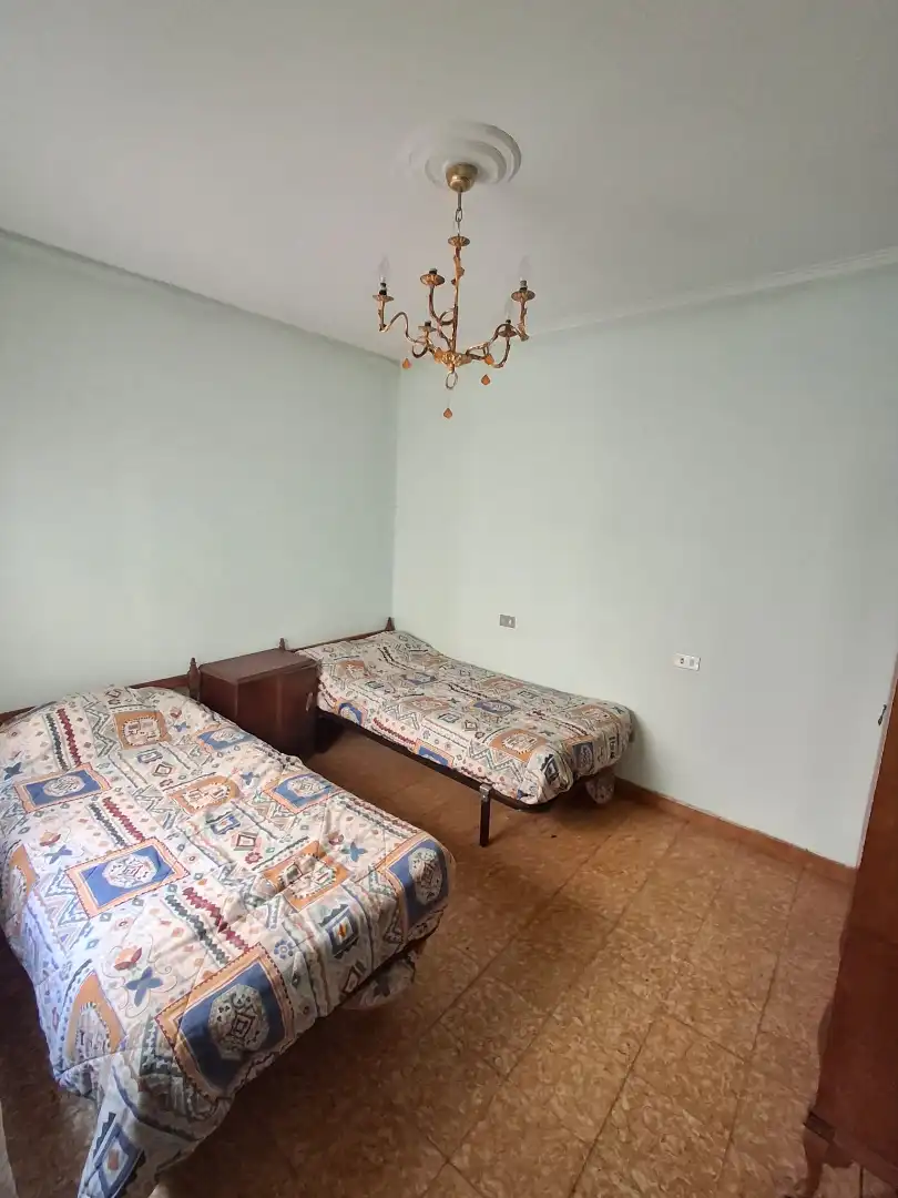 Habitación de Casa o chalet en venta en Fuenmayor con Calefacción, Terraza y Trastero