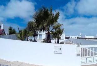 Exterior view of Flat for sale in Yaiza  with Private garden and Community pool