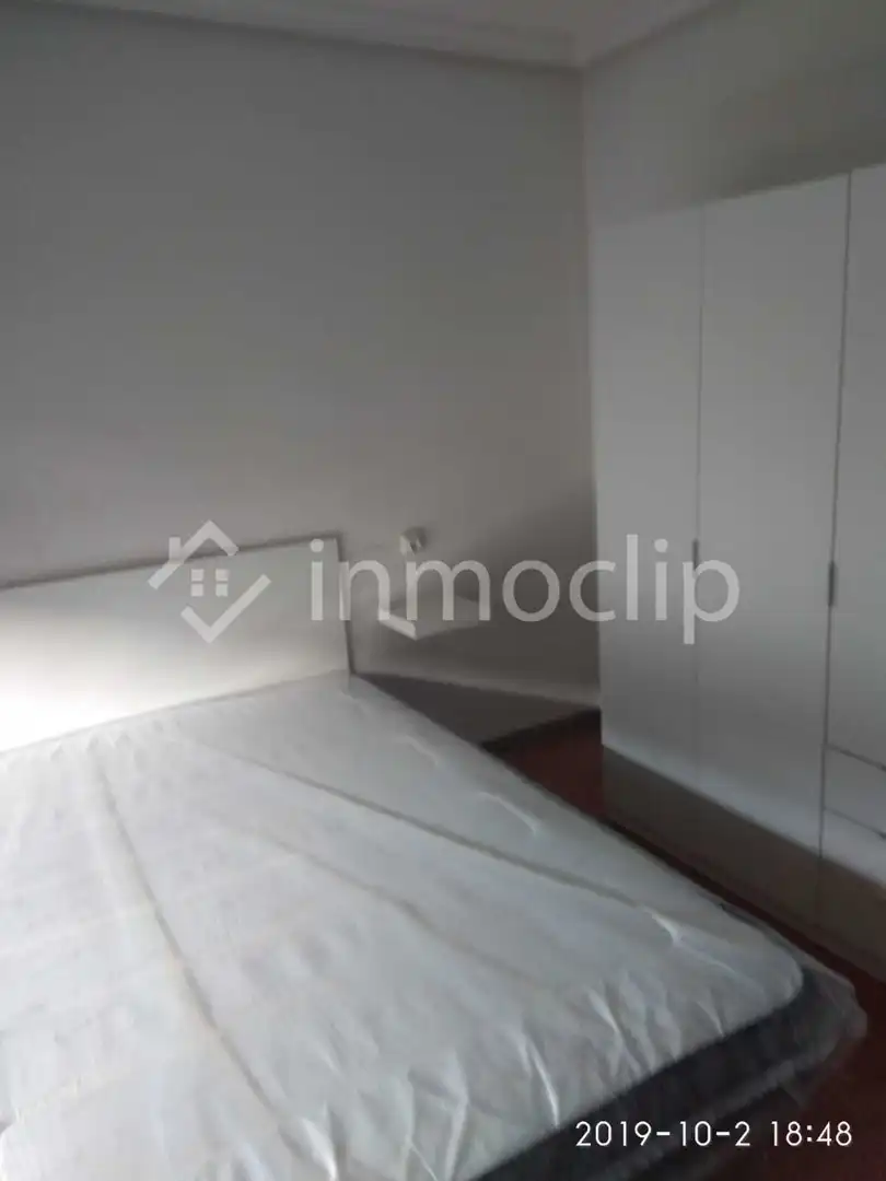 Bedroom of Flat for rent in Salamanca  with Heating and Furnished