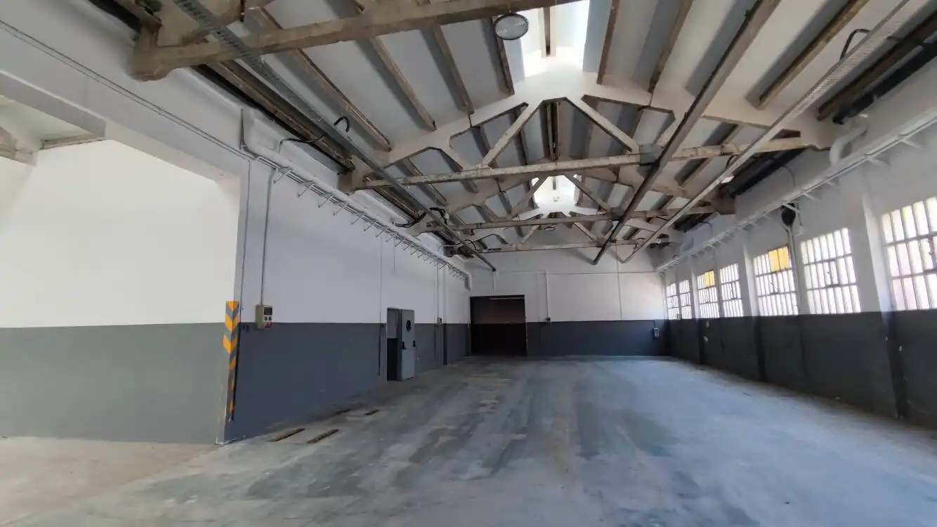 Fabrikhallen zur Miete in Barberà del Vallès