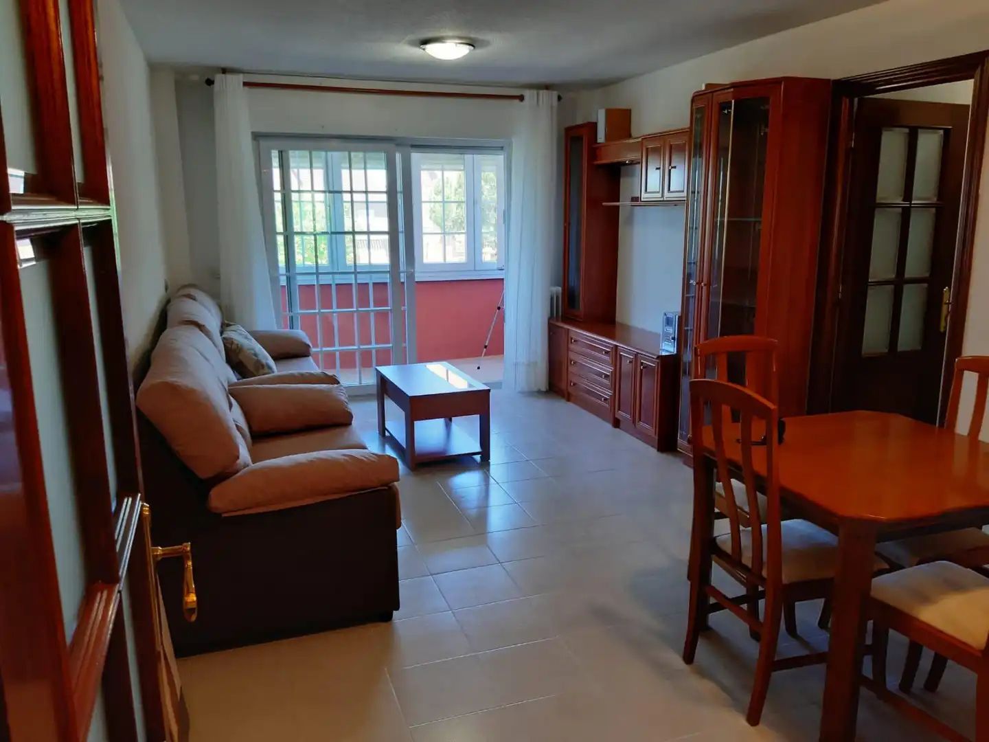 Wohnzimmer von Wohnung zur Miete in Navalcarnero mit Privatgarten und Möbliert
