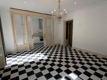Flat with balcony to rent in Carrer dels Ciutadans