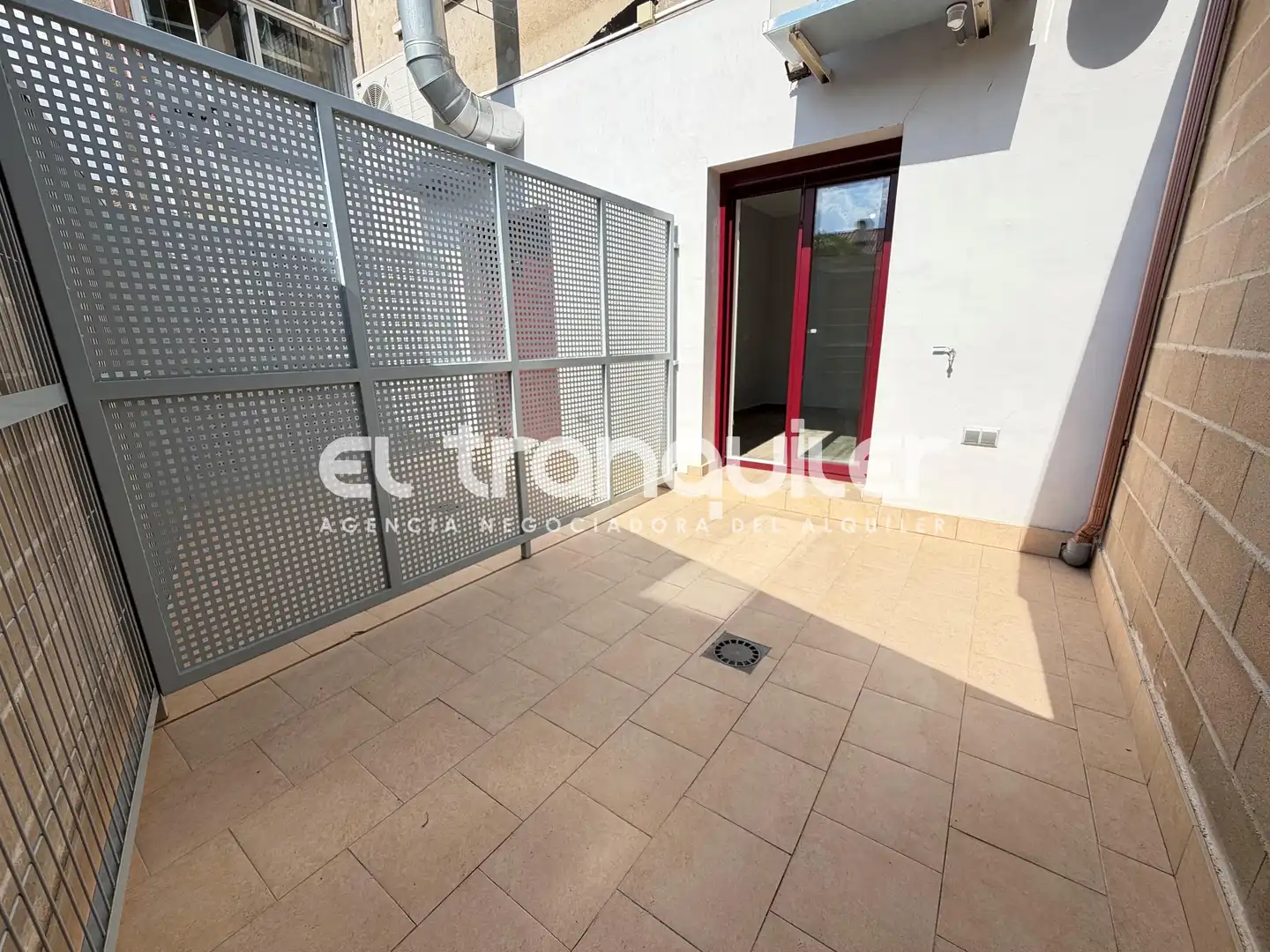 Terraza de Piso de alquiler en Fuente El Saz de Jarama con Aire acondicionado, Lavadora y Se aceptan mascotas