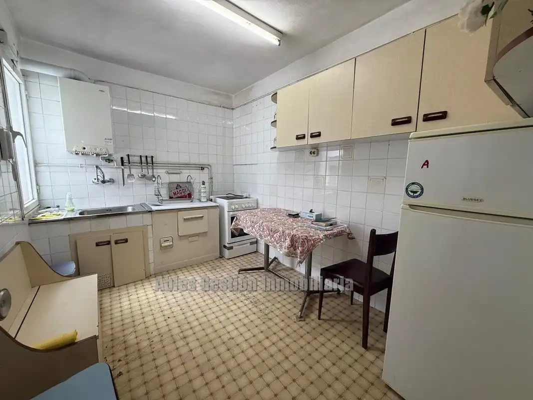 Piso con ascensor en venta en Lorenzo Abruñedo 12, imagen 11