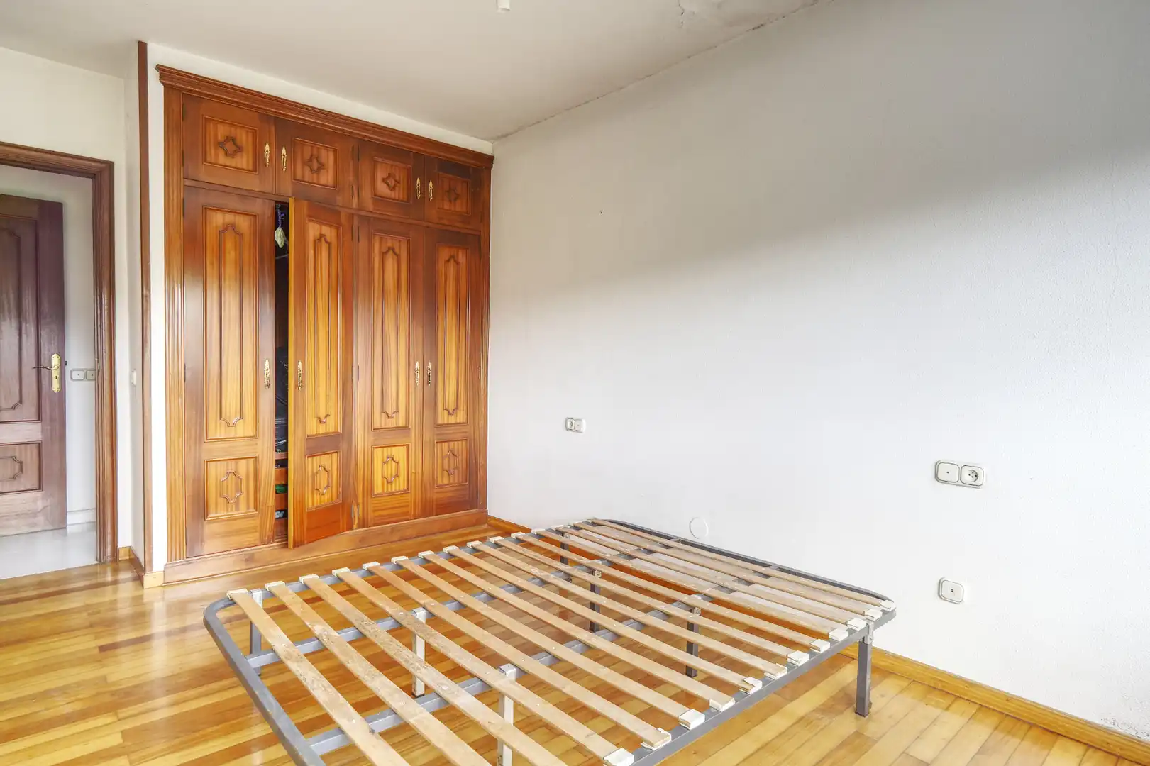 Habitación de Edificio en venta en Padrón