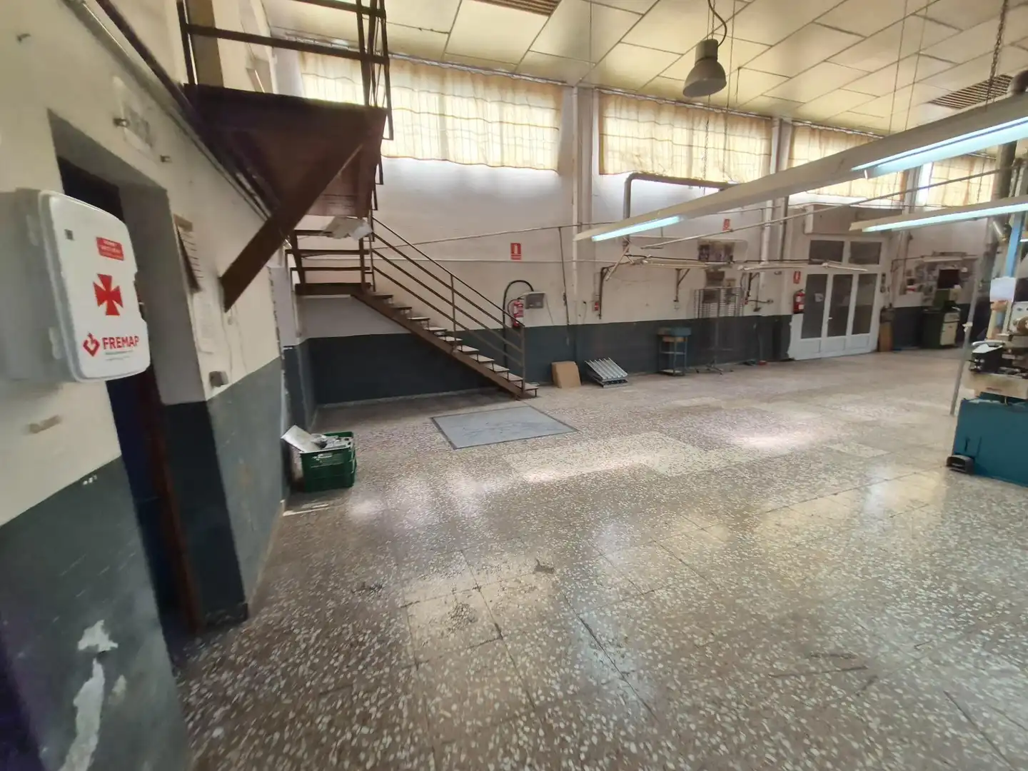 Nave industrial en venta en Elda