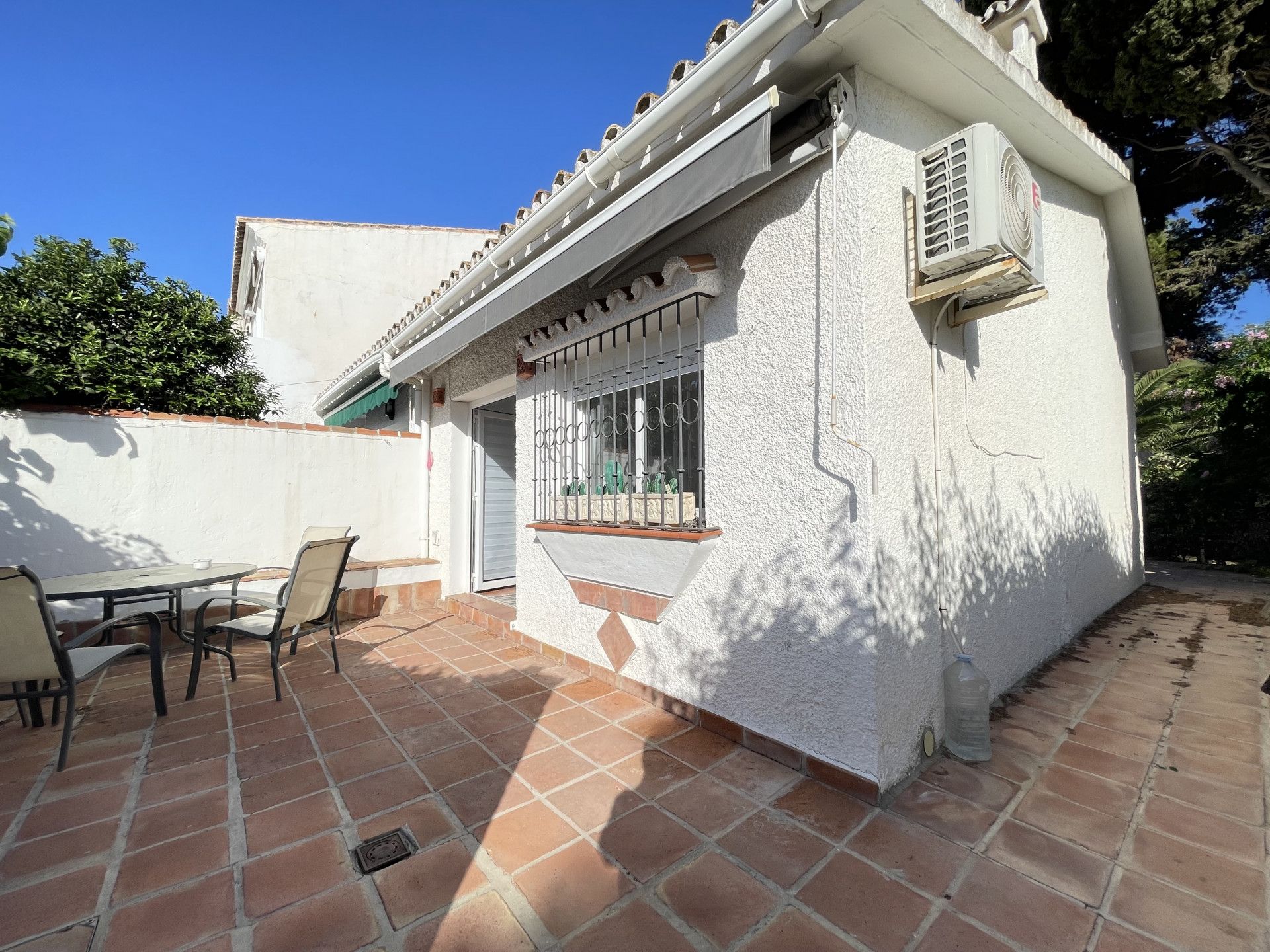 Garden of Single-family semi-detached for sale in Estepona  with Air Conditioner, Private garden and Terrace
