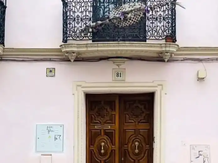 Außenansicht von Wohnungen zur Miete in  Sevilla Capital mit Klimaanlage