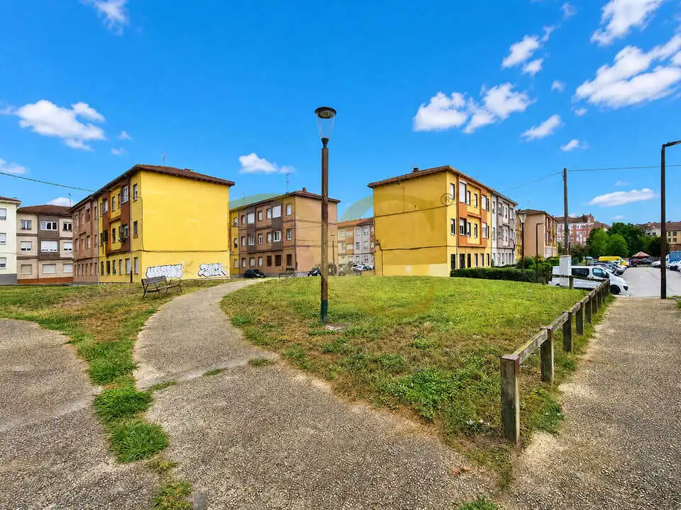 Piso con jardín en venta en Grupo la Tejerona, imagen 38