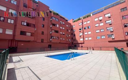 Vista exterior de Pis en venda en Valdemoro amb Aire condicionat, Calefacció i Terrassa