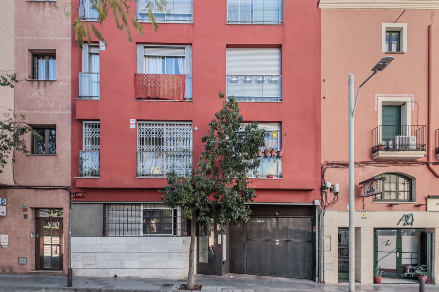 Exterior view of Flat for sale in El Vendrell  with Air Conditioner, Heating and Parquet flooring