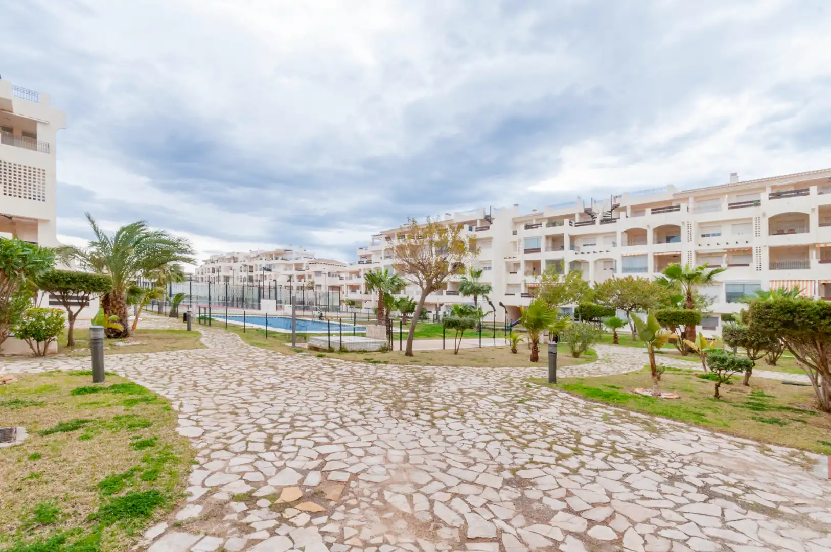 Exterior view of Flat for sale in Roquetas de Mar  with Furnished, Oven and Washing machine