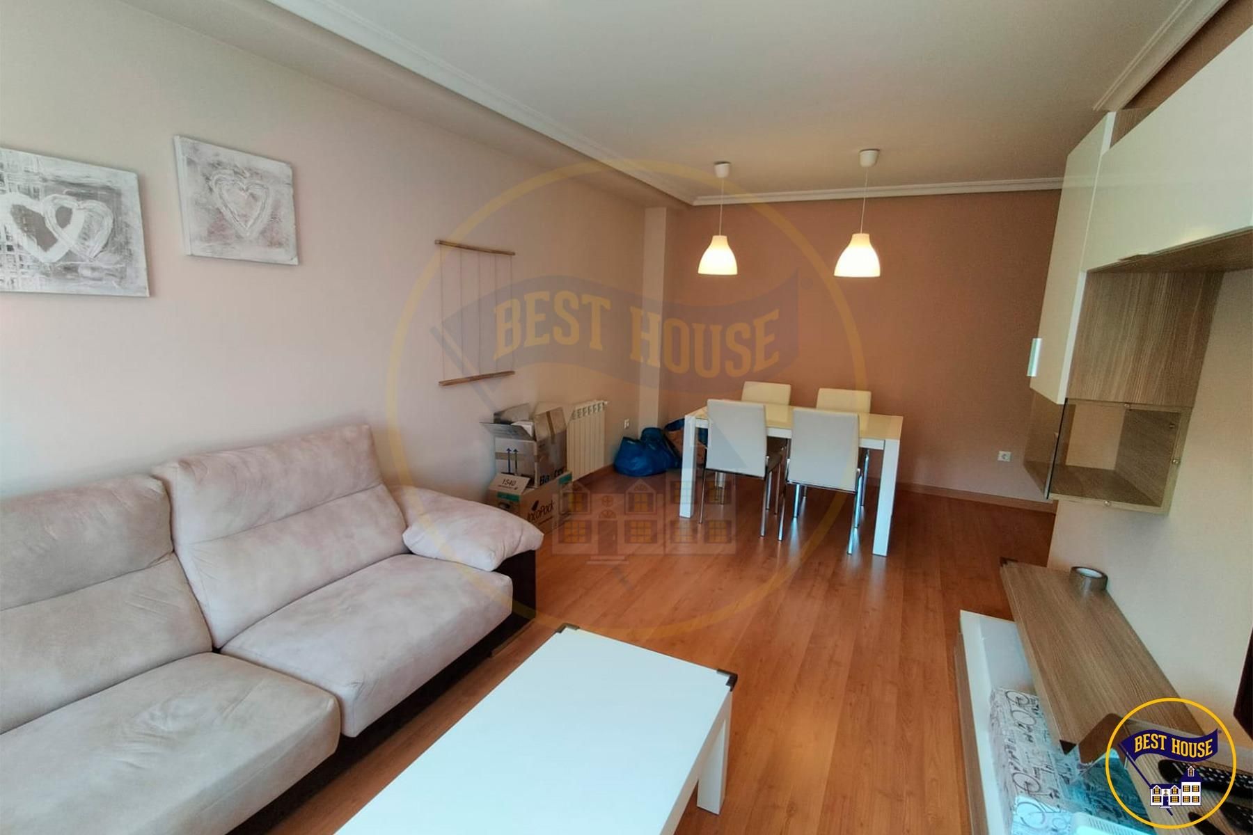 Flat to rent in Reyes Católicos - Paseo San Antonio