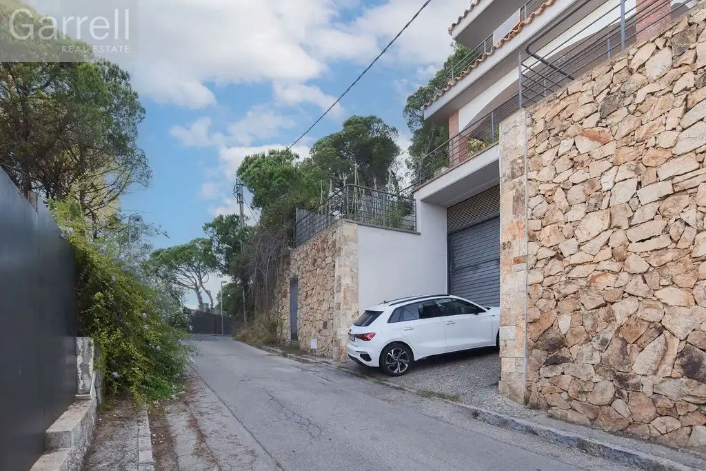 Chalet con piscina en venta en Carrer Garbí, imagen 9