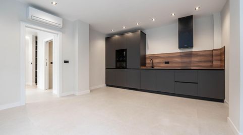Foto 4 de Piso en venta en Plaza Fontiveros, 4, Barrio de Zaidín, Granada Capital