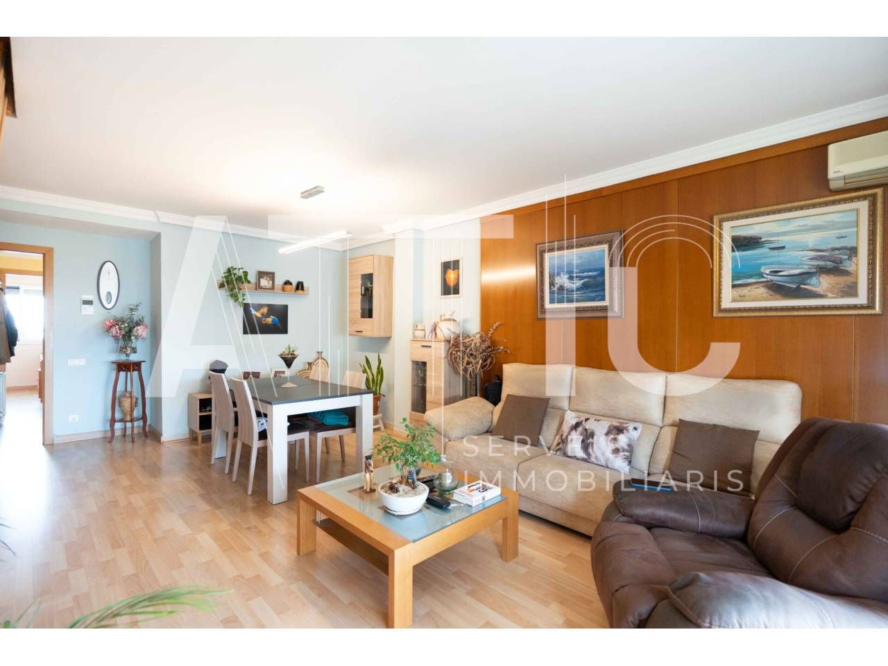 Living room of Flat for sale in Sabadell  with Air Conditioner, Heating and Parquet flooring