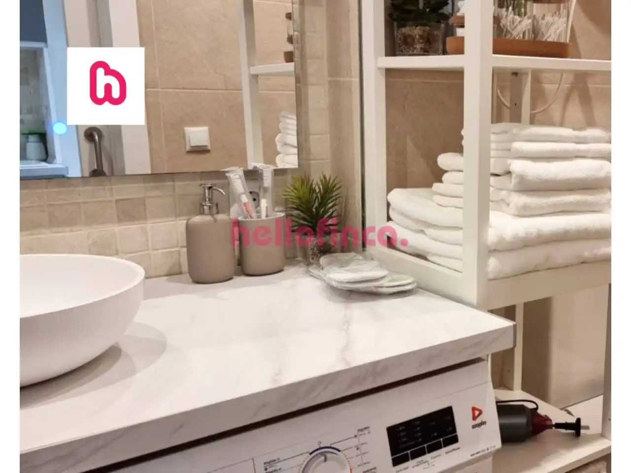 Baño de Piso en venta en Alicante / Alacant con Aire acondicionado, Terraza y Amueblado