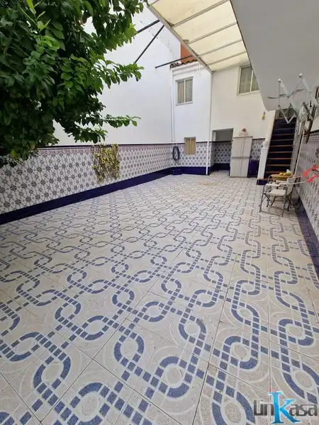 House with terrace for sale in Calle Pérez Galdós