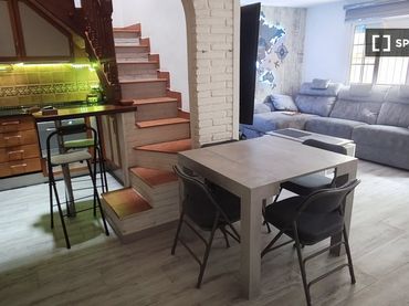 Appartamento con balcone in affitto a Singuerlín