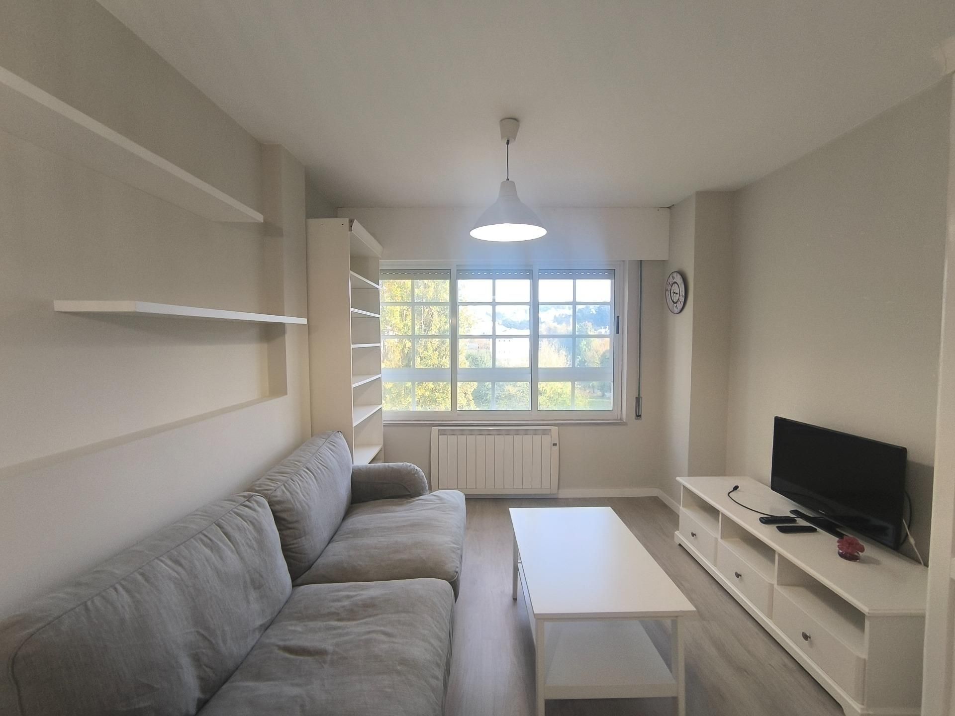 Living room of Flat to rent in Santiago de Compostela   with Heating and Balcony