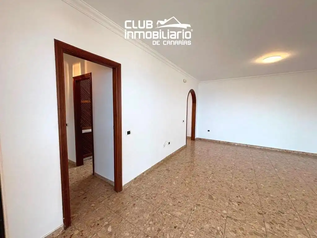 Flat for rent in Santa Cruz de Tenerife  with Terrace