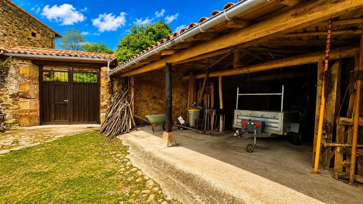 Vista exterior de Finca rústica en venta en Anievas con Trastero y Balcón