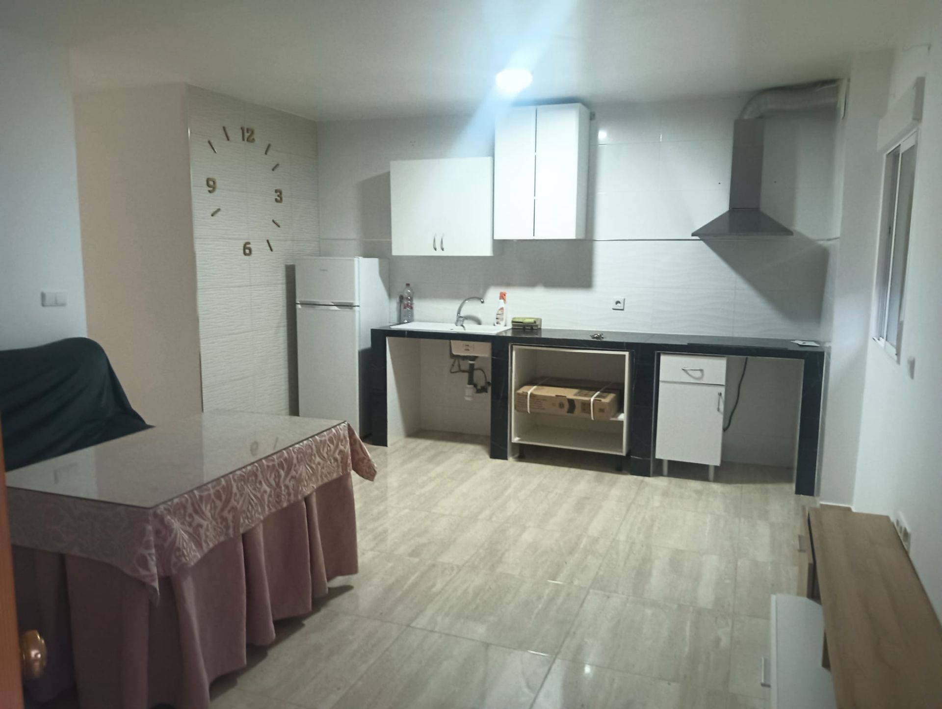 Kitchen of Flat to rent in Fuente Vaqueros  with Furnished