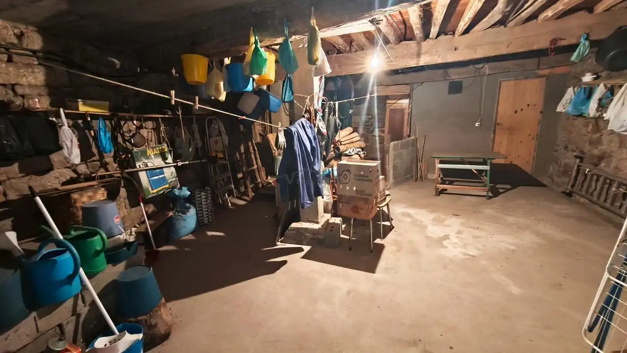 Finca rústica en venda en Nogueira de Ramuín amb Jardí privat i Traster