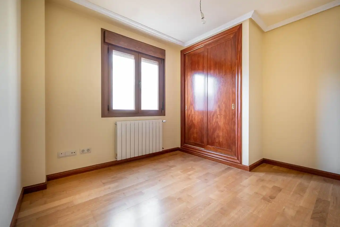 Habitación de Piso en venta en Ávila con Calefacción y Trastero