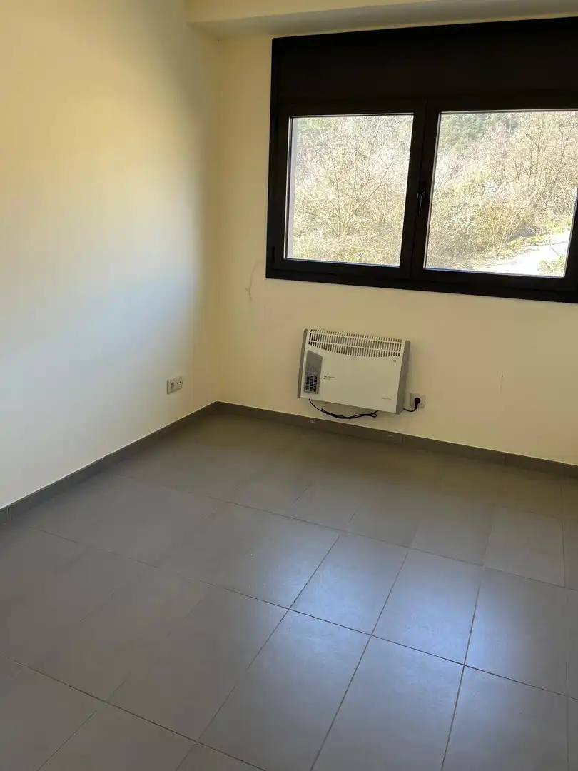 Dormitori de Dúplex en venda en Montferrer i Castellbò amb Calefacció, Terrassa i Balcó
