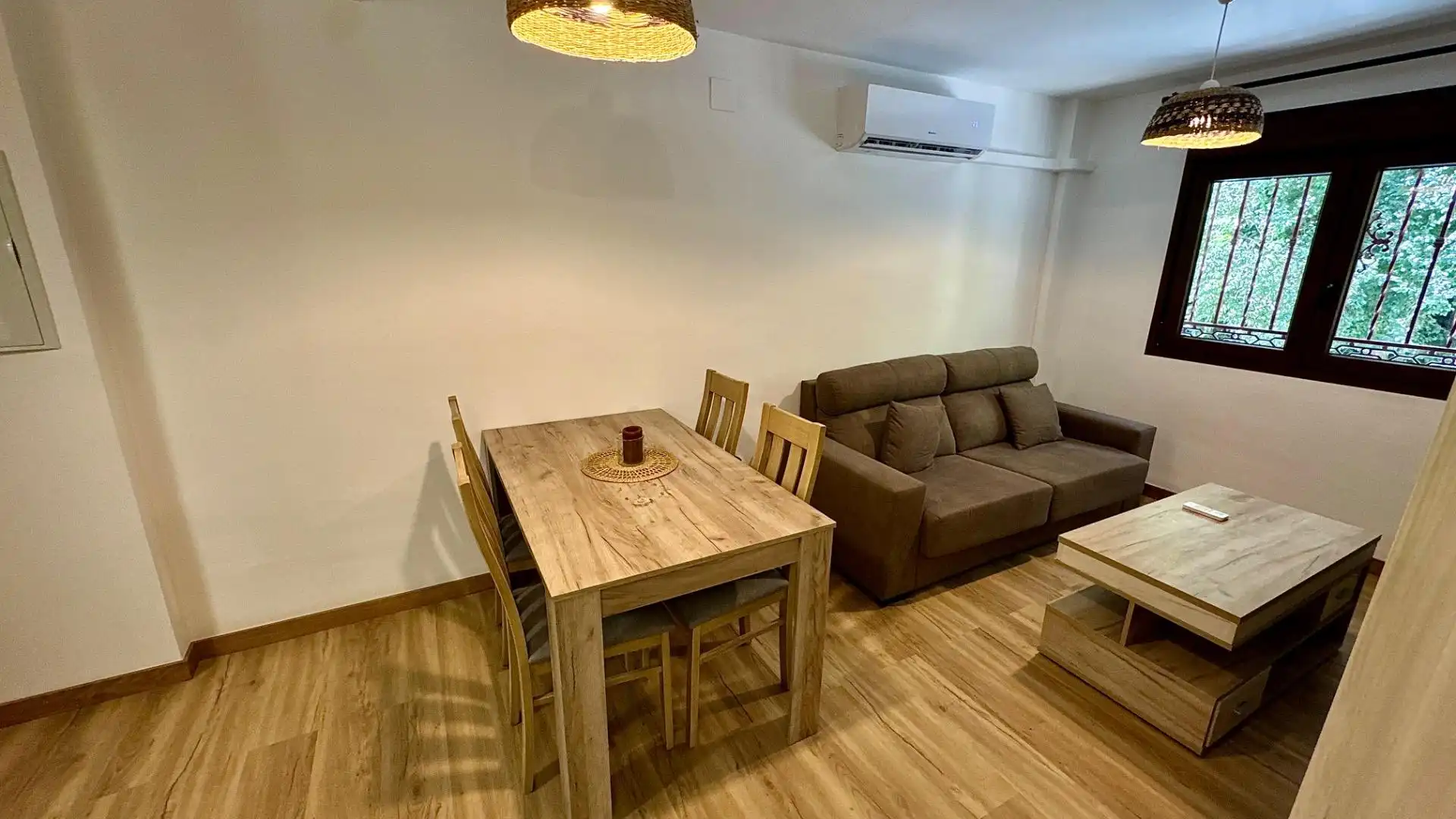 Dining room of Flat for rent in Pinos Genil  with Air Conditioner, Heating and Furnished