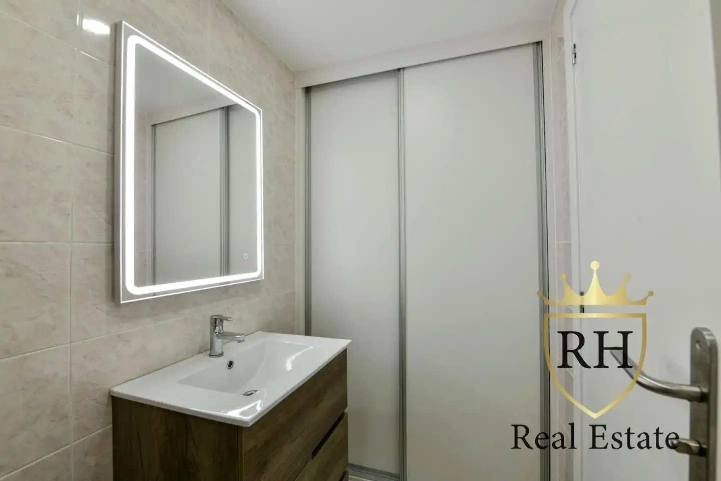 Bathroom of Ground floor for sale in Llucmajor  with Air Conditioner, Heating and Private garden