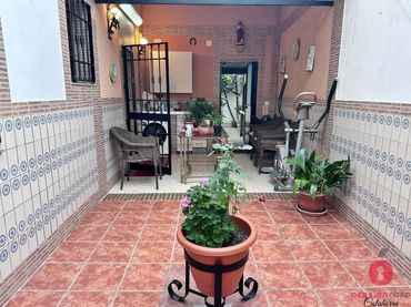 Casa amb balcó en venda a Periurbano Este - Campiña
