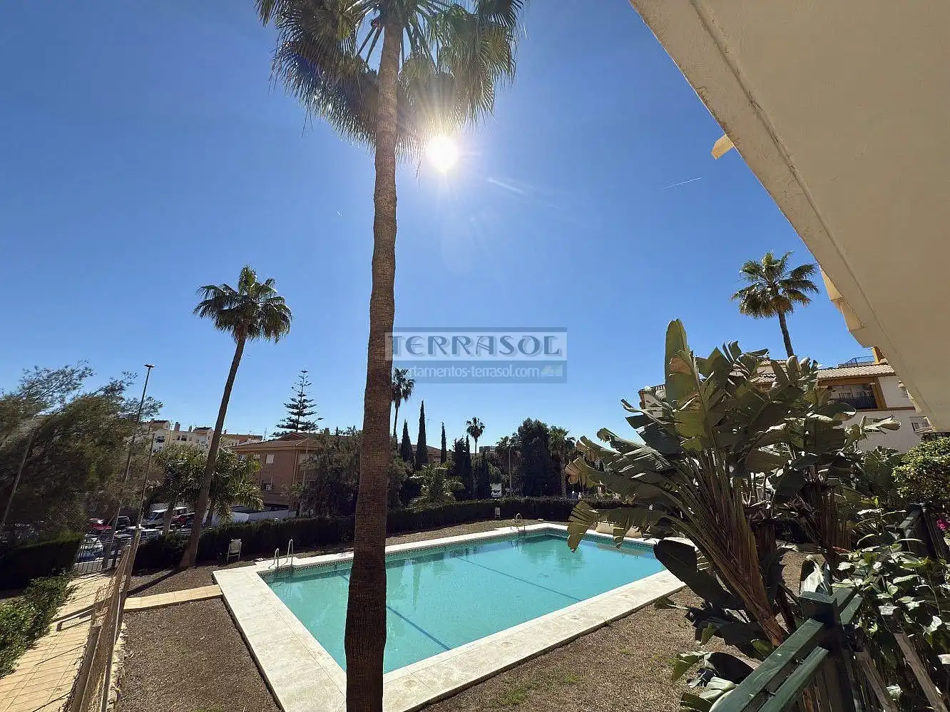 Vista exterior de Apartament en venda en Vélez-Málaga amb Jardí privat, Terrassa i Traster