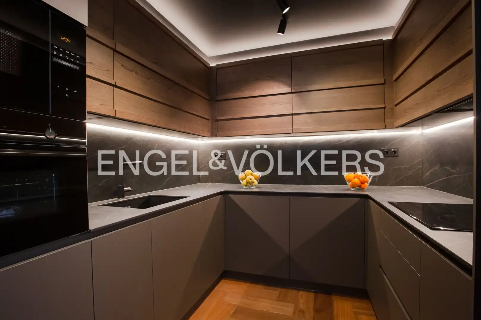 Kitchen of Flat for sale in Bilbao   with Heating, Parquet flooring and Terrace