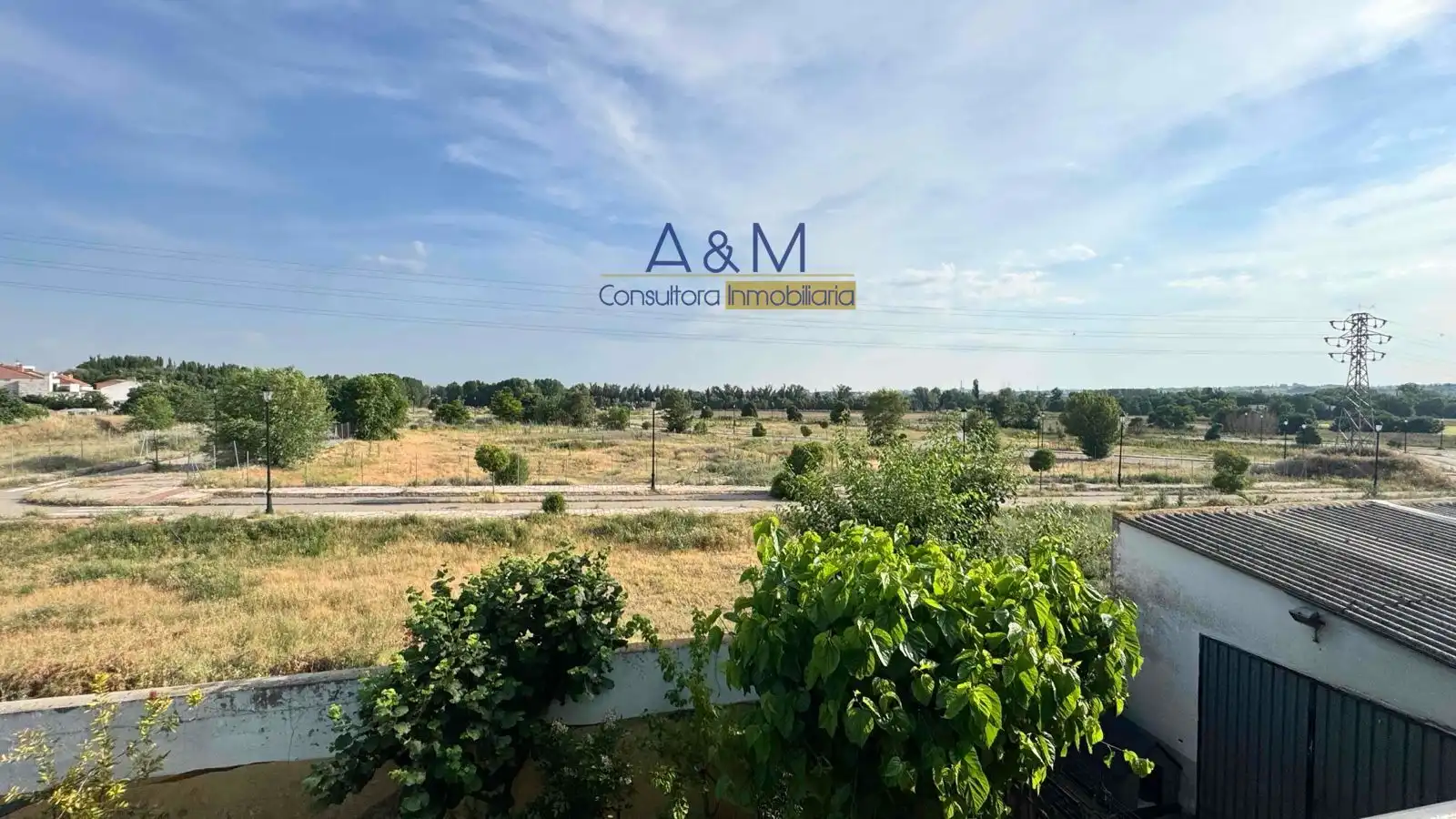 Houses for sale in Santovenia de Pisuerga  with Air Conditioner, Heating and Terrace