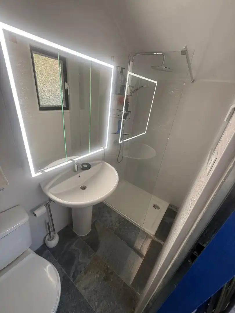Baño de Casa o chalet en venta en Los Pozuelos de Calatrava   con Aire acondicionado, Calefacción y Jardín privado