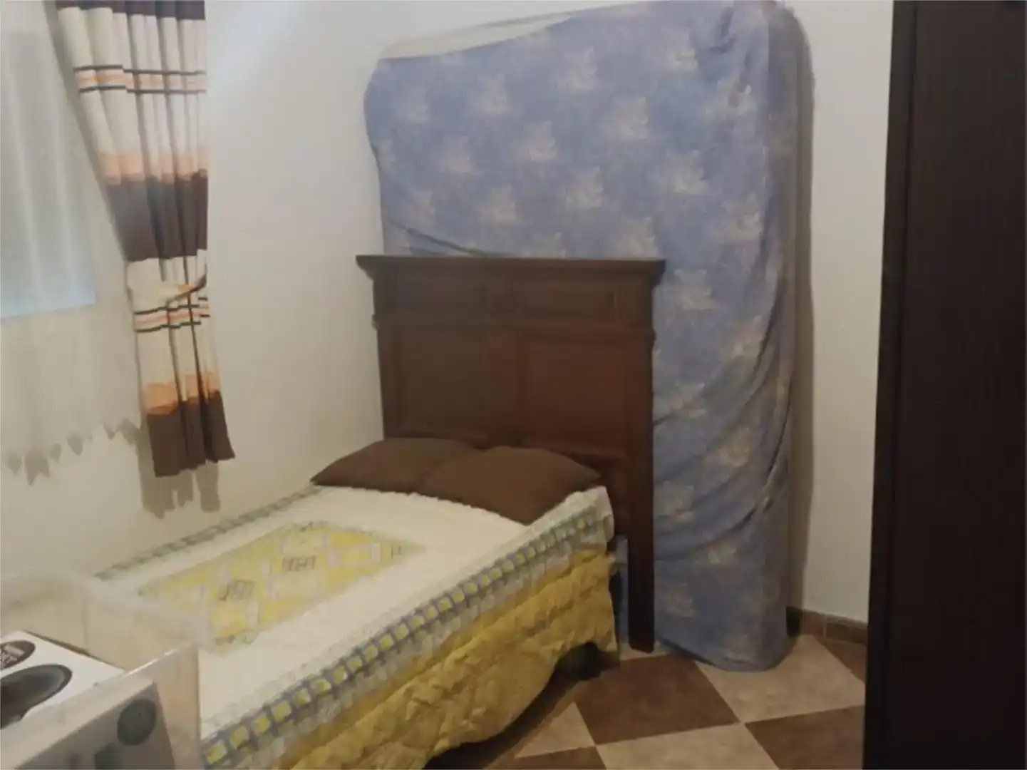 Dormitori de Finca rústica en venda en San José del Valle amb Aire condicionat, Jardí privat i Traster