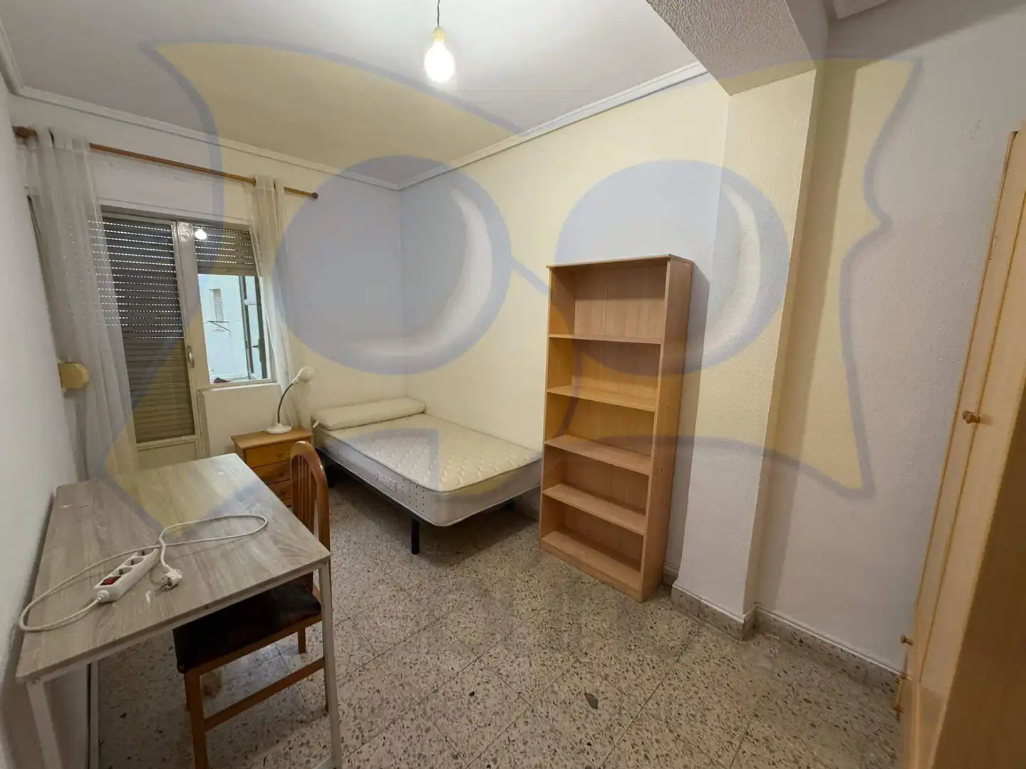 Habitación de Piso de alquiler en Salamanca con Amueblado