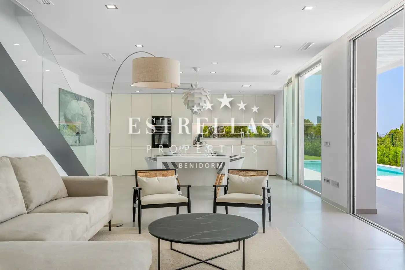 Chalet con piscina en venta en Golf Bahía, imagen 11
