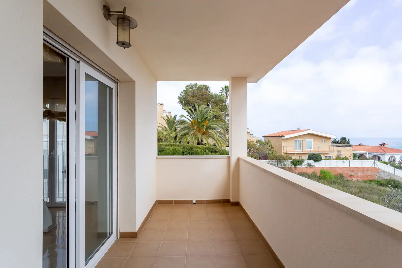 Terraza de Casa adosada en venta en Torredembarra con Aire acondicionado, Calefacción y Jardín privado