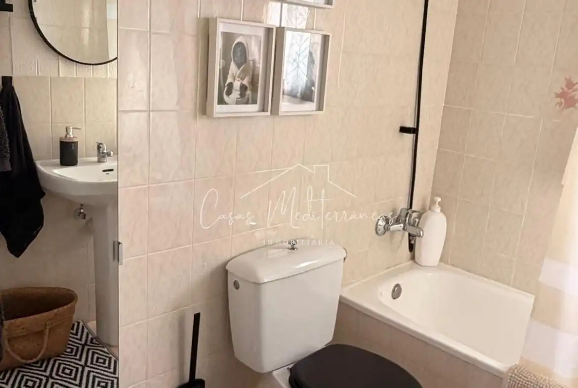Badezimmer von Einfamilien-Reihenhaus zur Miete in El Casalot