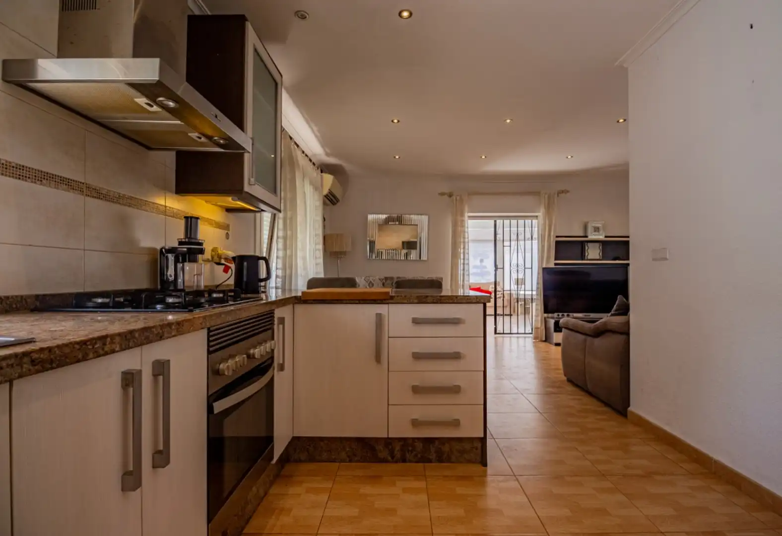 Cocina de Casa o chalet de alquiler en L'Alfàs del Pi con Aire acondicionado, Calefacción y Piscina