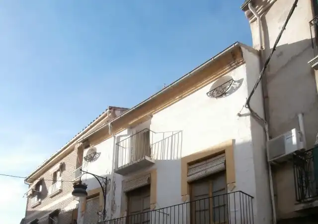 Casa en venda a Alcaudete, imagen 2