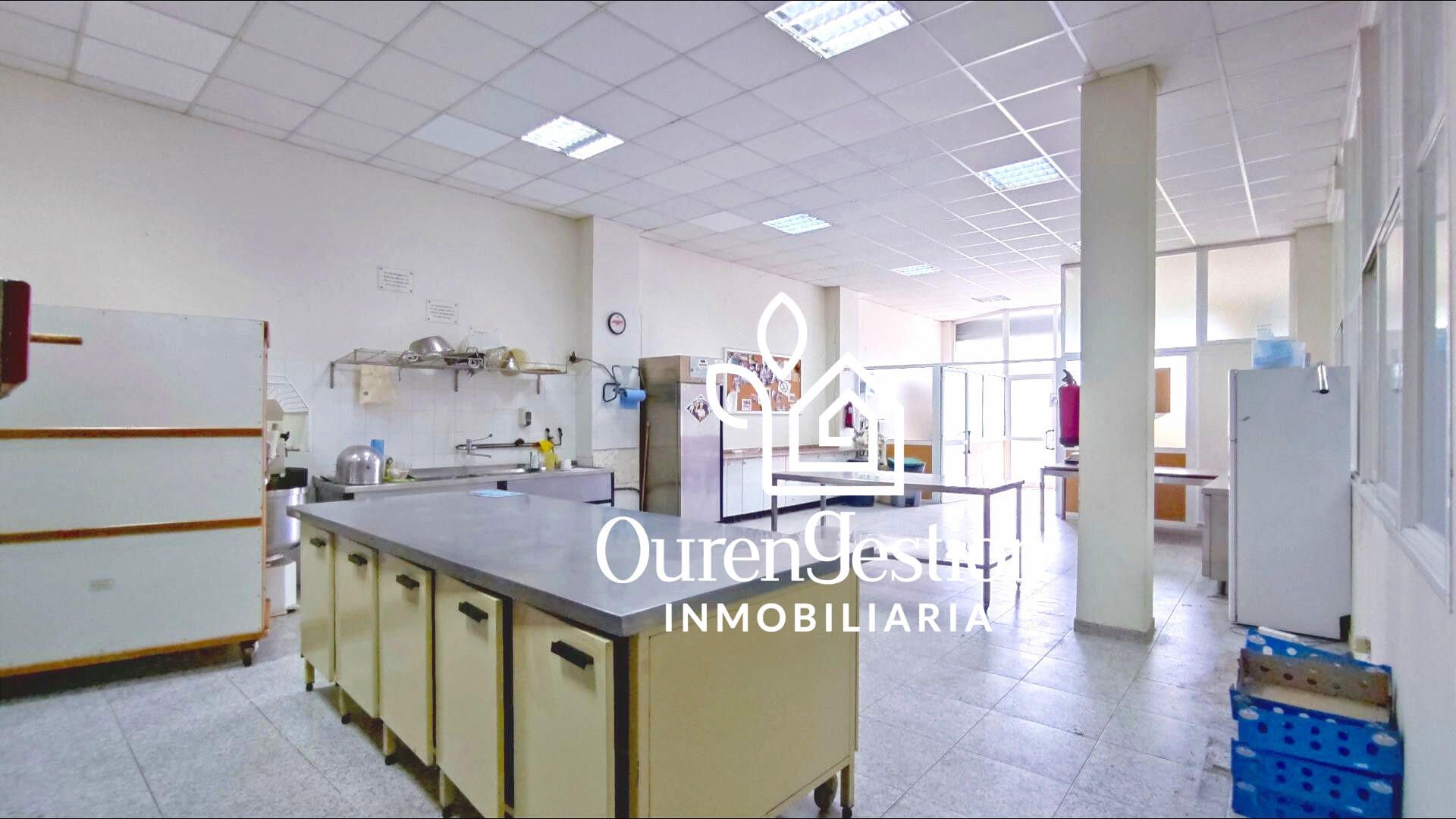 Premises for sale in Ourense Capital 