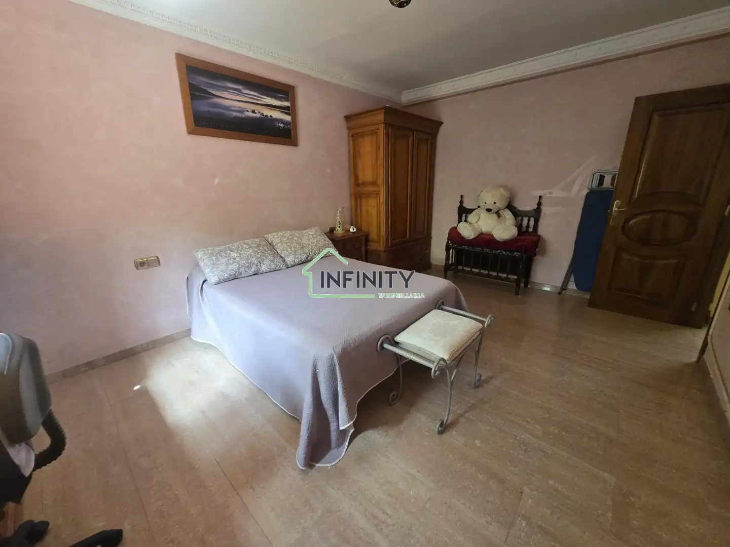 Dormitori de Casa o xalet en venda en Oliva amb Aire condicionat, Calefacció i Piscina