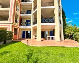 Vista exterior de Apartament en venda en Calvià amb Aire condicionat, Calefacció i Jardí privat
