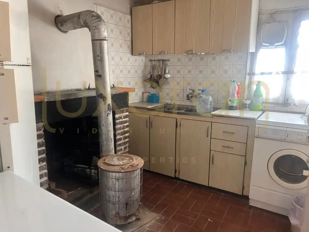 Cuina de Casa o xalet en venda en Tírvia