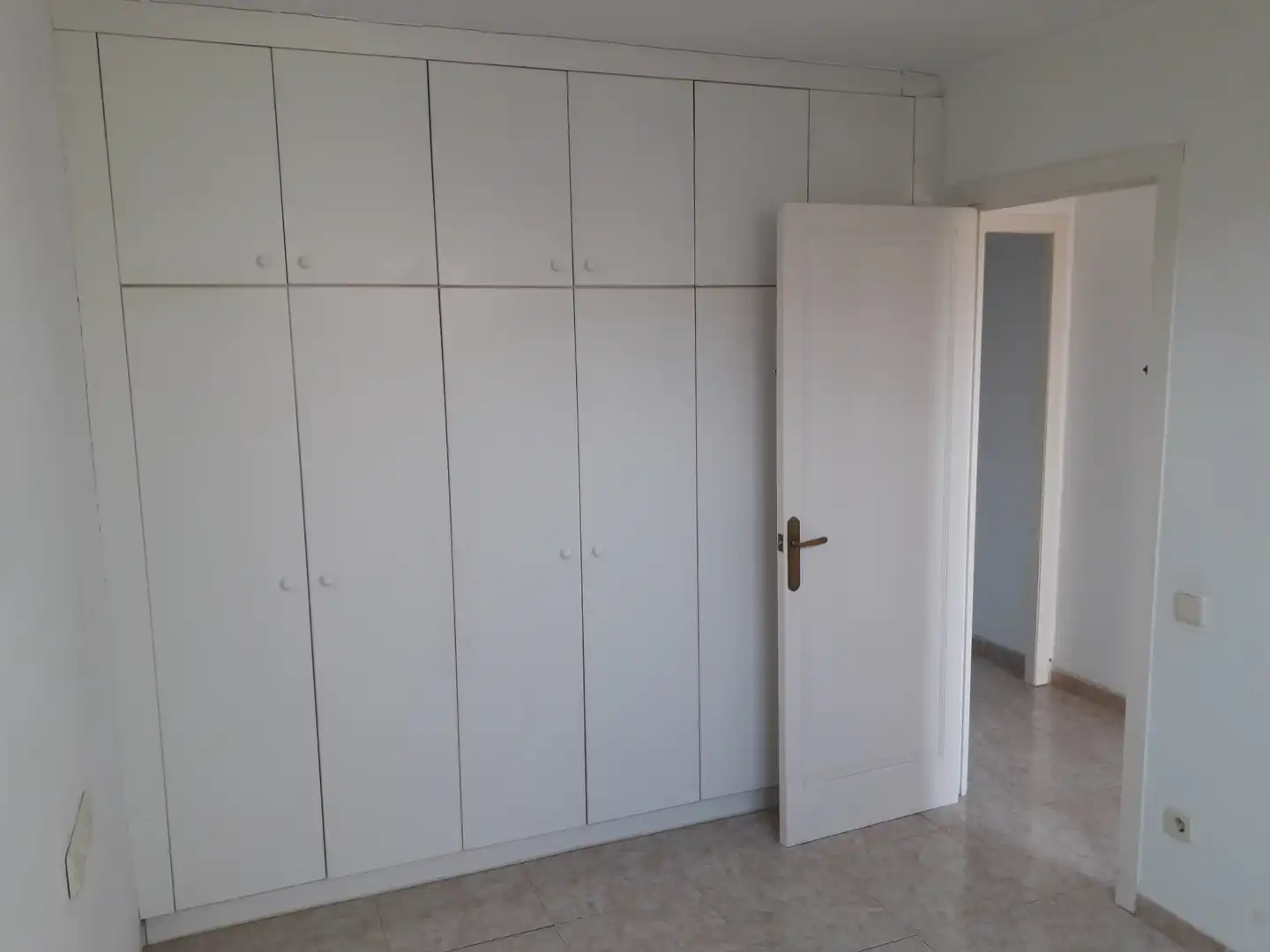 Habitación de Dúplex de alquiler en Sant Joan Despí con Aire acondicionado, Calefacción y Horno